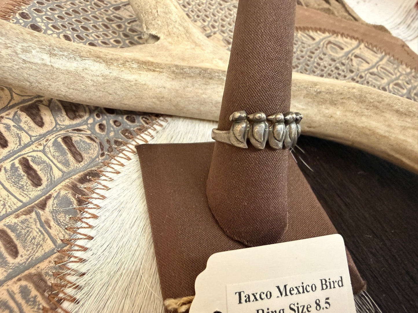 Bird Ring Size 8.5