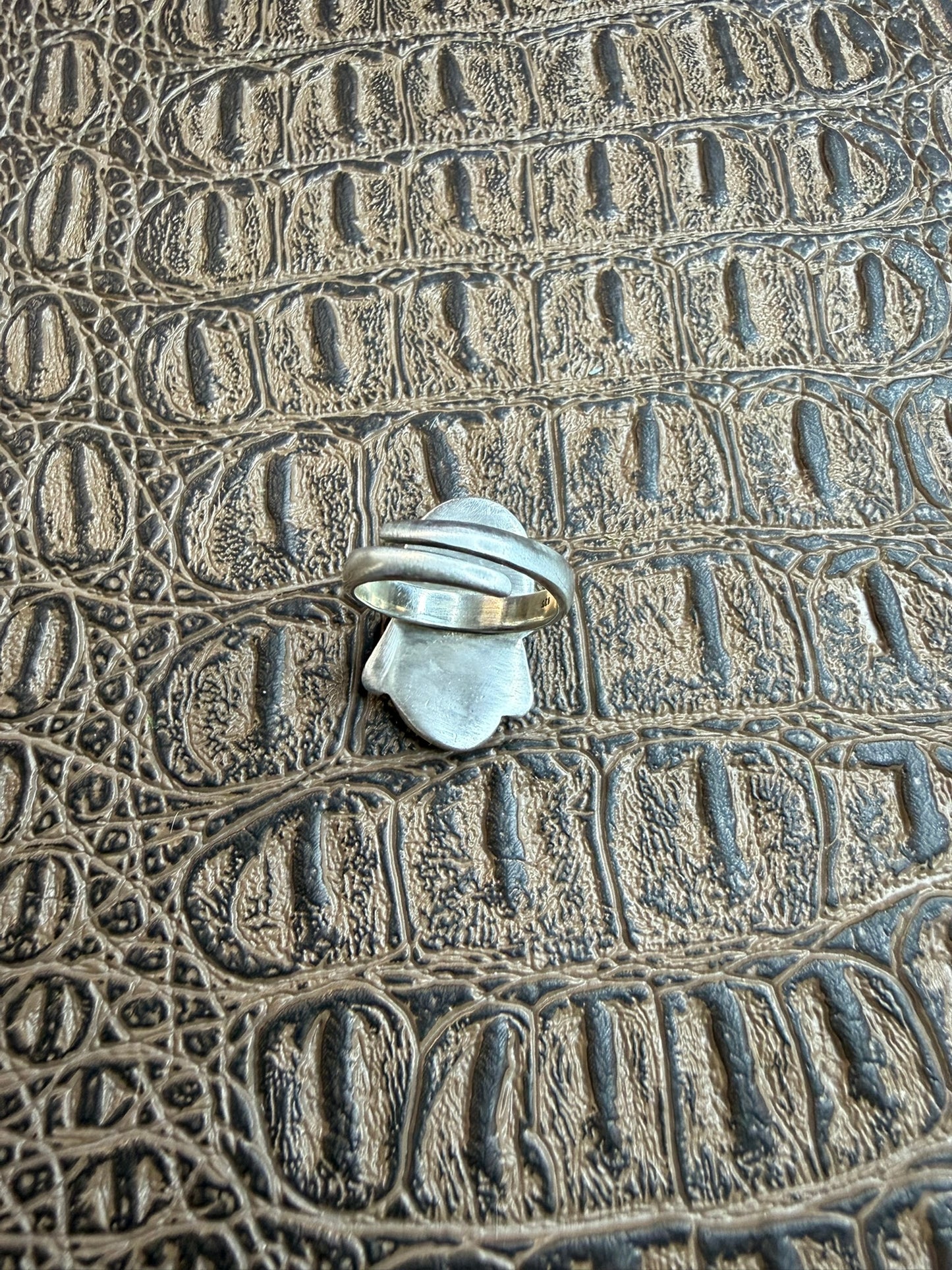 Rose Dahila Side Teardrop Design Ring Size Adjustable