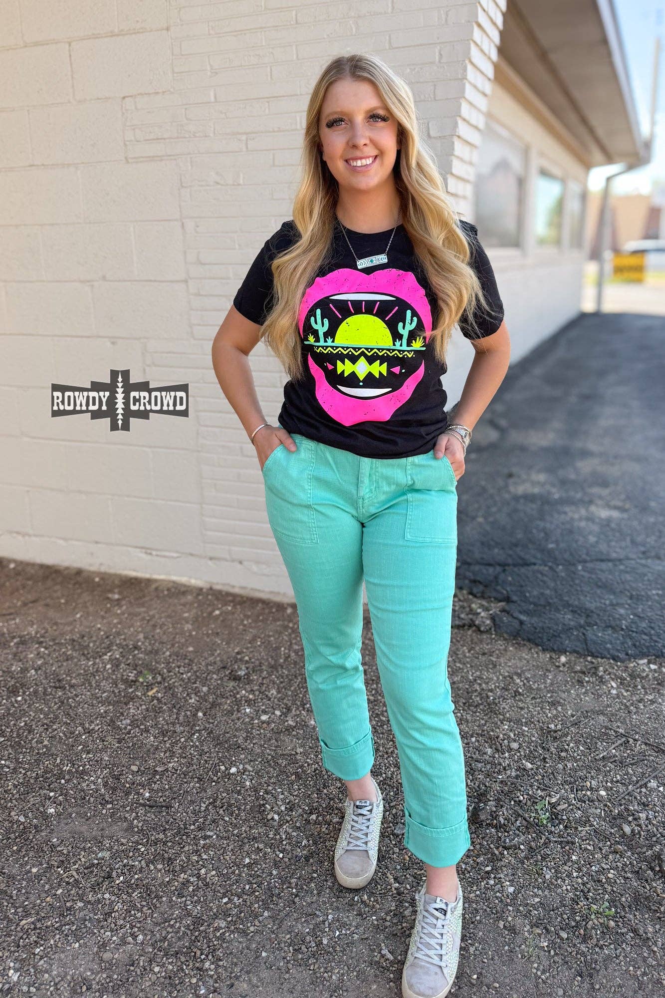 Desert Lips Graphic Tee
