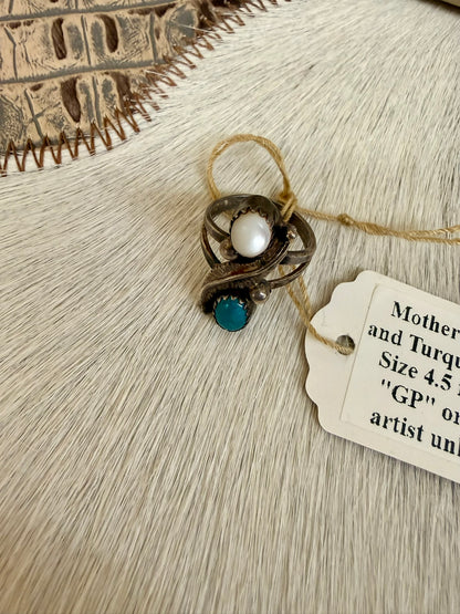 Mother of Pearl and Turquoise Ring size 4.5