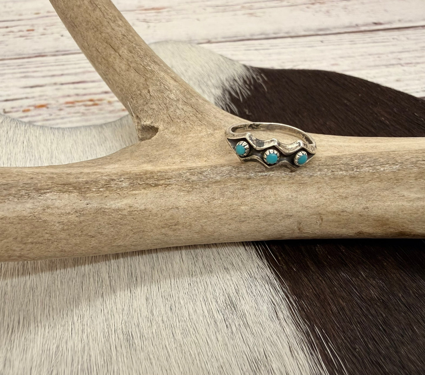 Zuni Snake Eye 3 Stone Ring Size 3.5