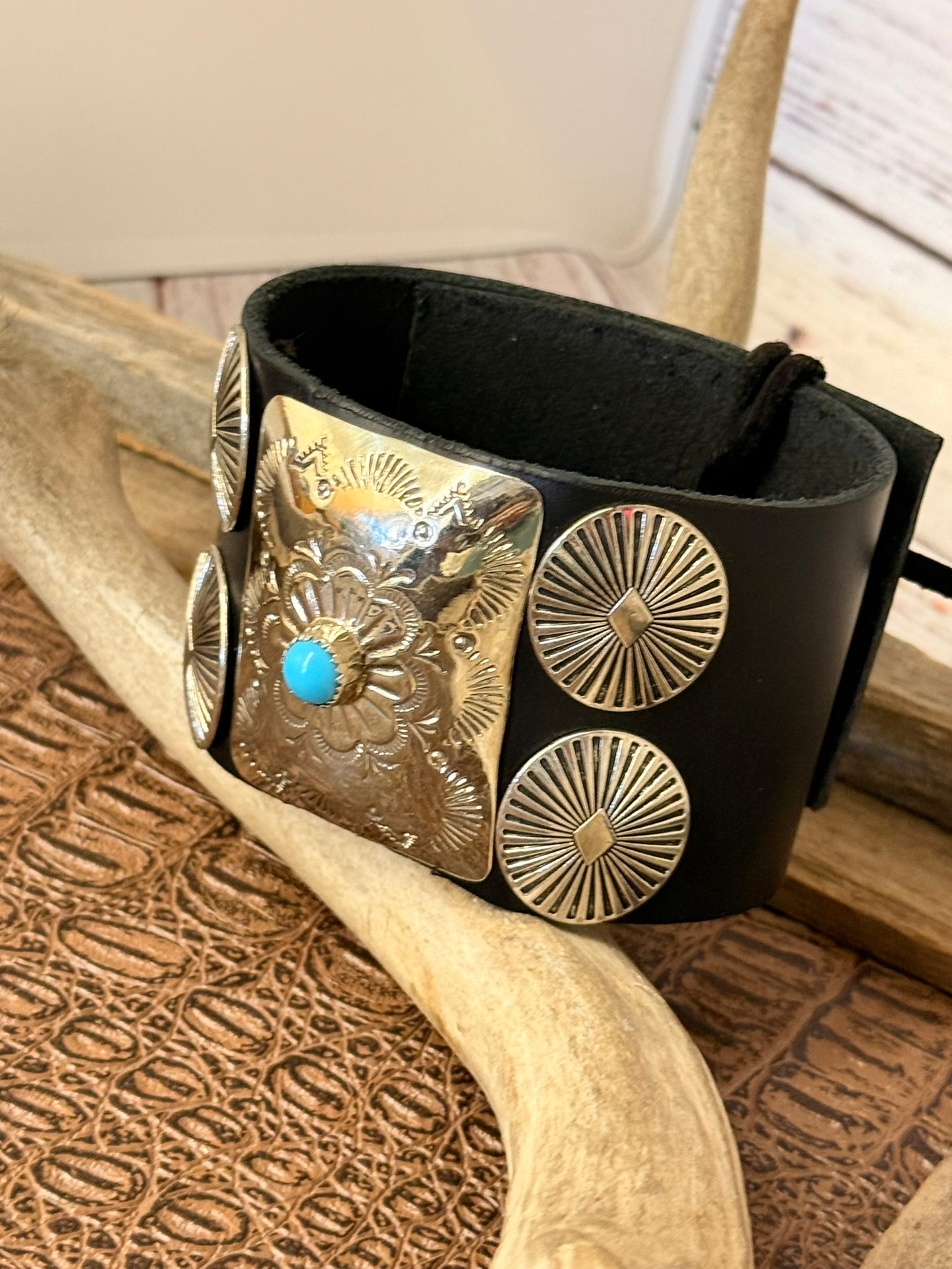 Bow Guard Nickel Silver and Turquoise