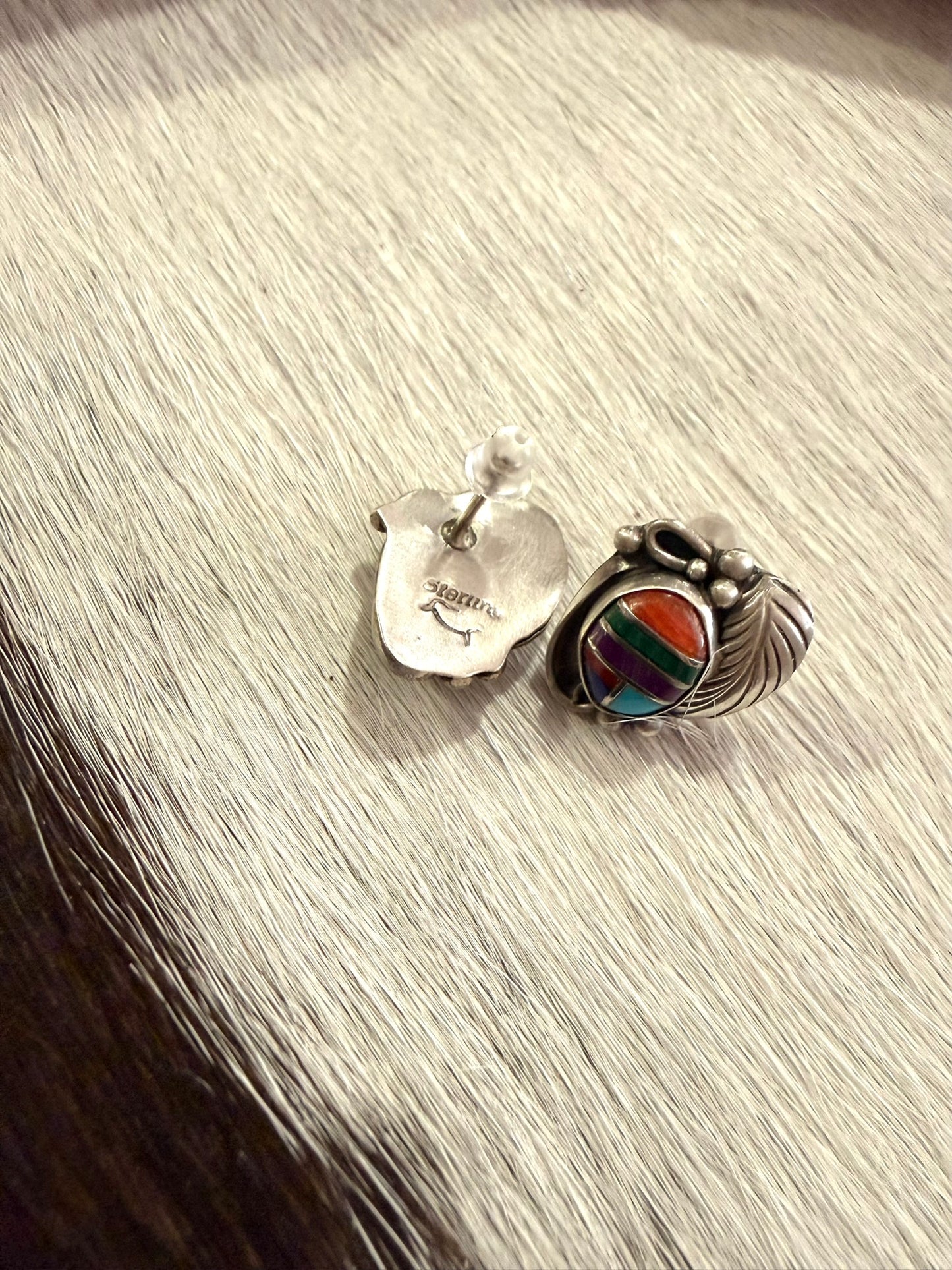 Inlay Feather Stud Earrings