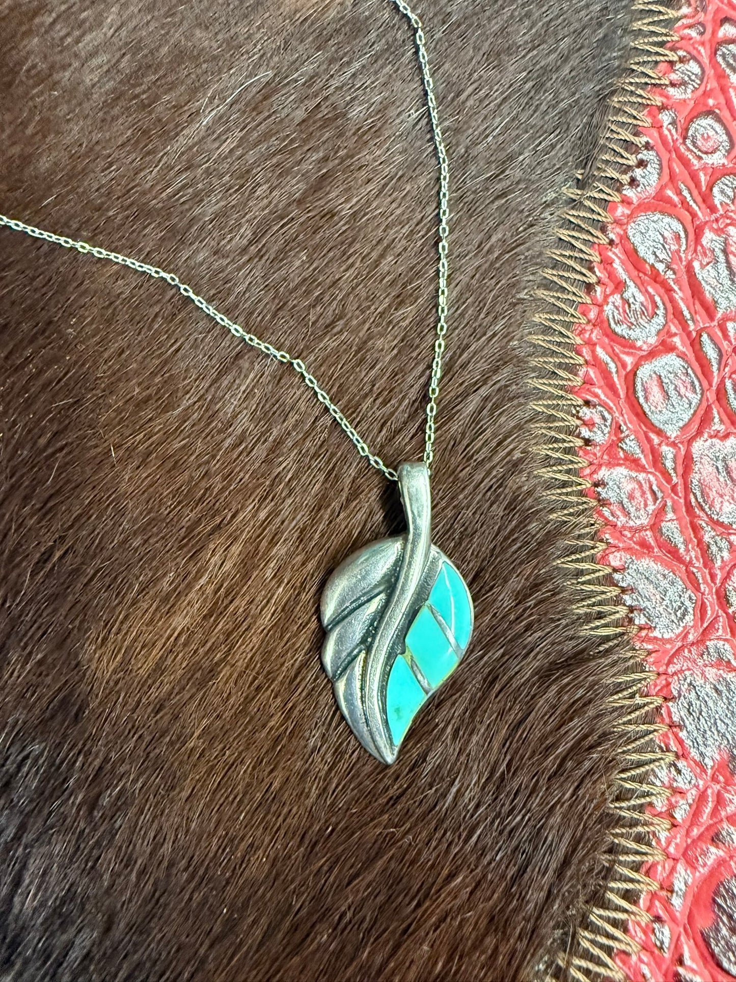 Leaf Turquoise Inlay Necklace