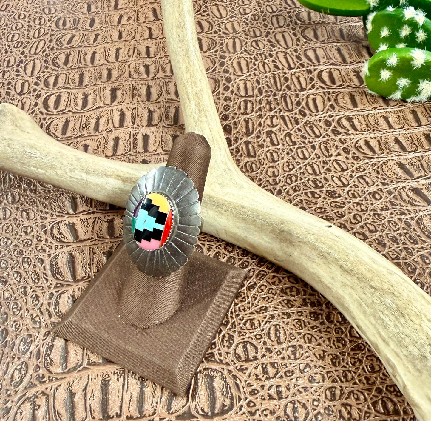 Mosaic Inlay Oval Concho Ring Size 7