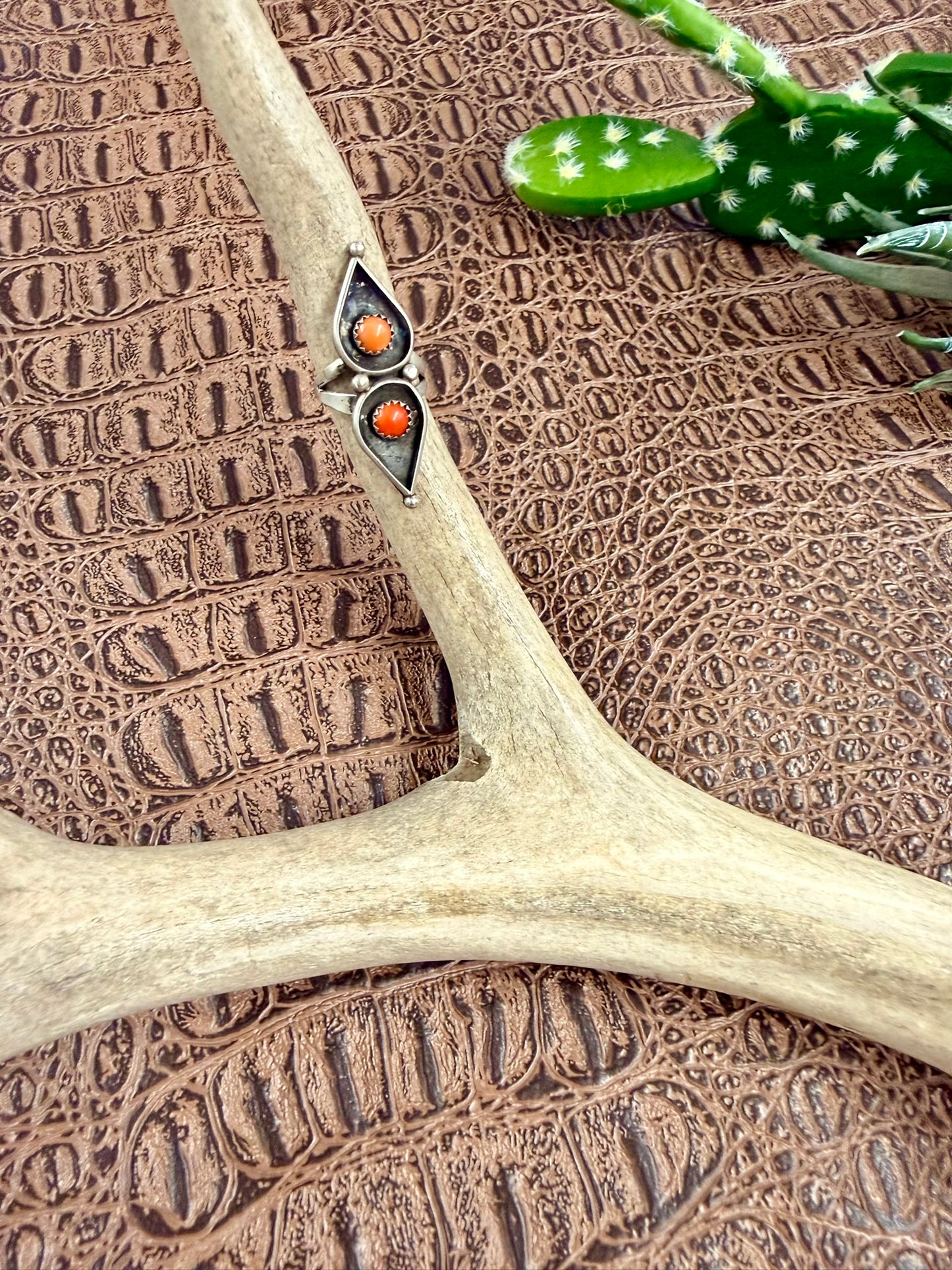 Zuni Coral Two Teardrop Ring Size 4.50