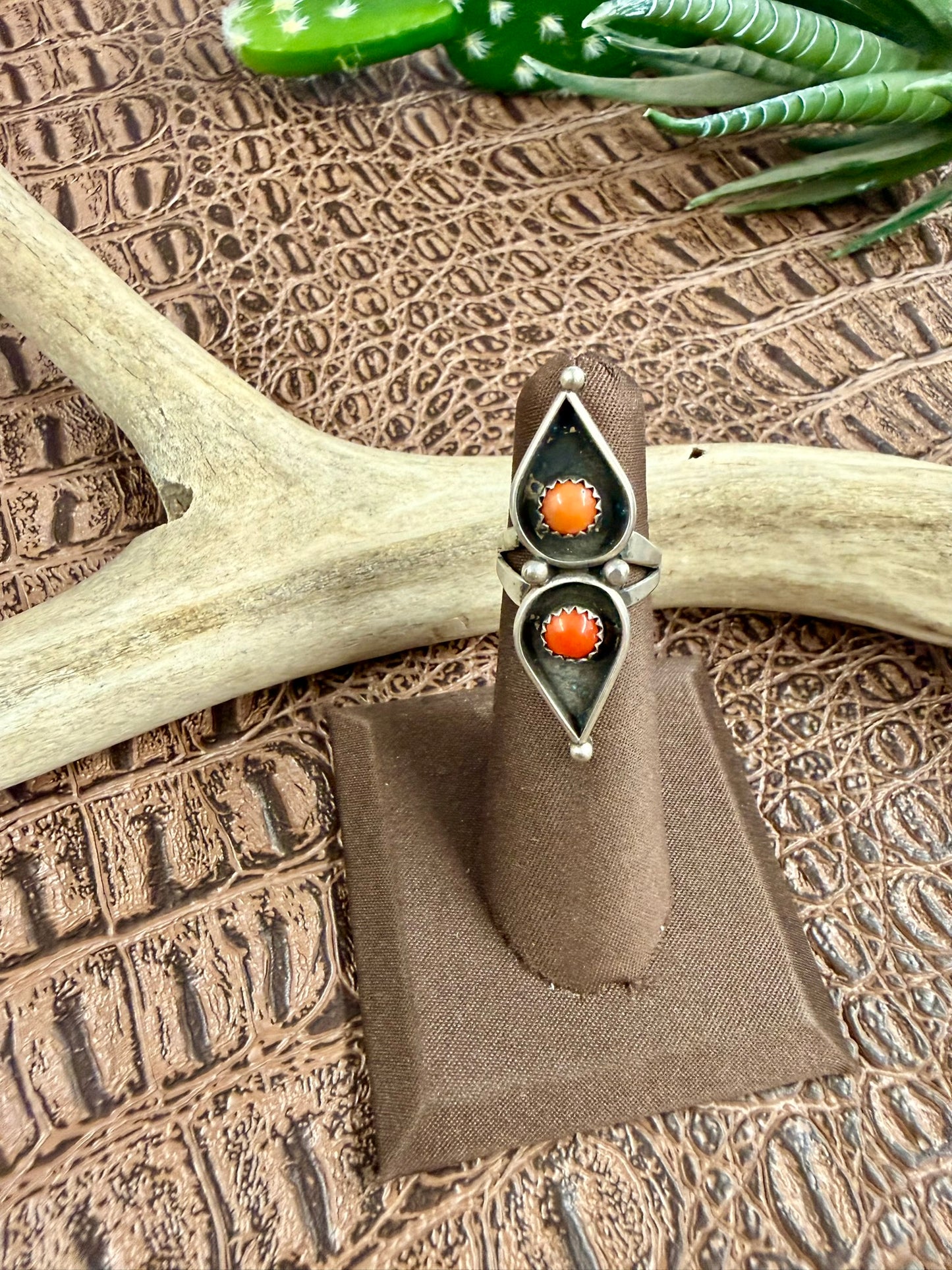 Zuni Coral Two Teardrop Ring Size 4.50