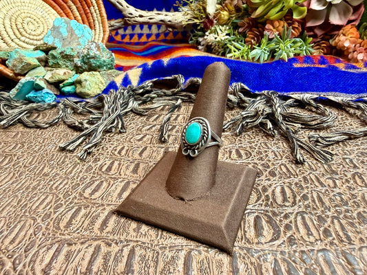 Turquoise Ring with Rope Detail Ring Size 8