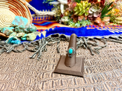 Turquoise Ring with Rope Detail Ring Size 8
