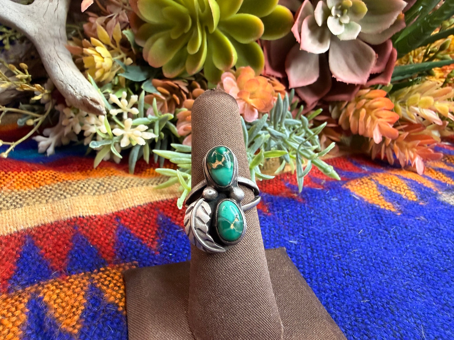 Green Two Stone and Feather Ring Size 6