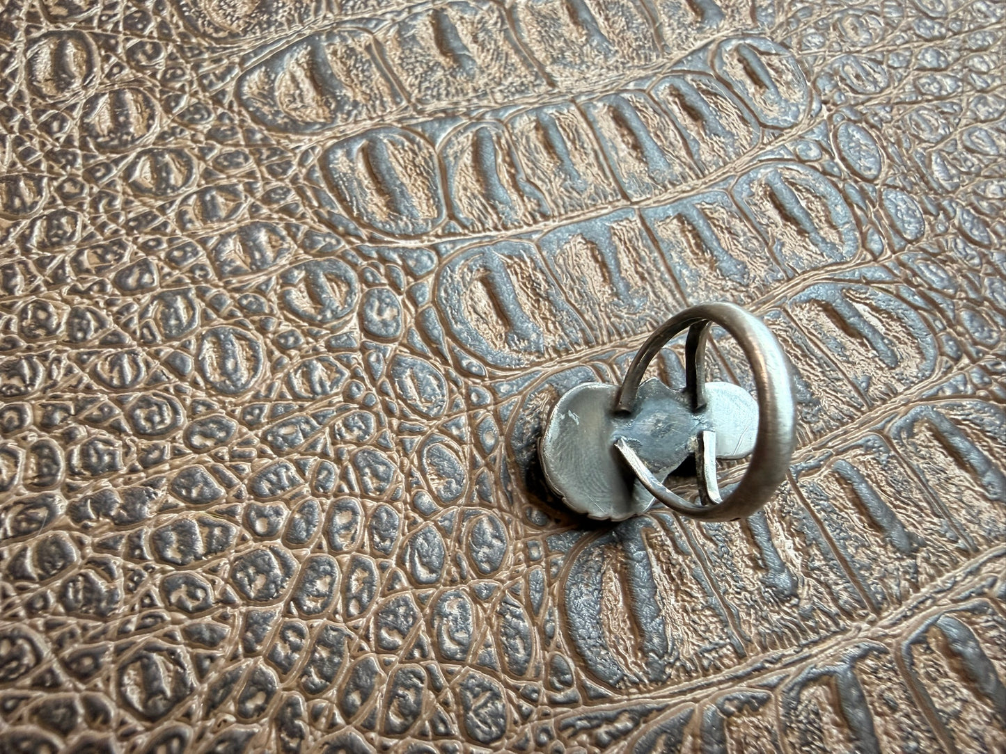 Green Two Stone and Feather Ring Size 6
