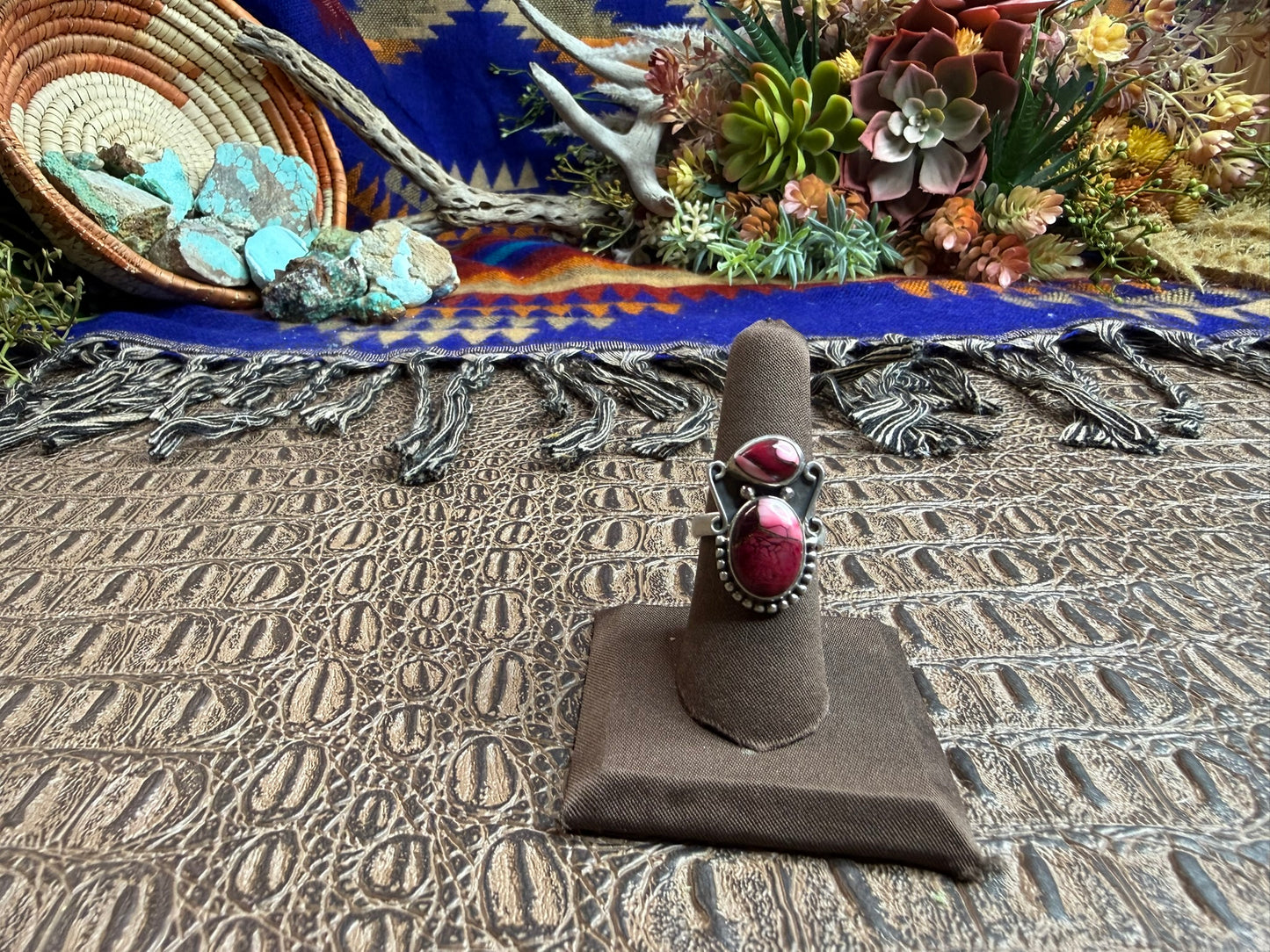 Rose Dahila Side Teardrop Design Ring Size Adjustable