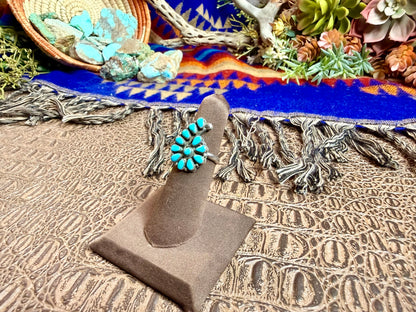 Turquoise Small Cluster Ring Size 5.50