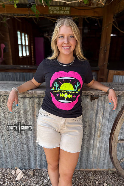 Desert Lips Graphic Tee